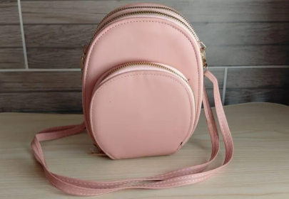 The Milano tote bag for work and travel